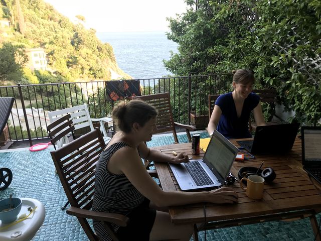 Sandra Binning & Mirjam Amcoff, working hard in Italy